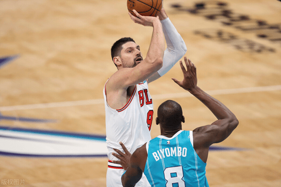 乐鱼官网转会期突围战来临;芝加哥公牛围绕全明星赛刷新队史纪录;管理层满意;训练强度明显提升的简单介绍