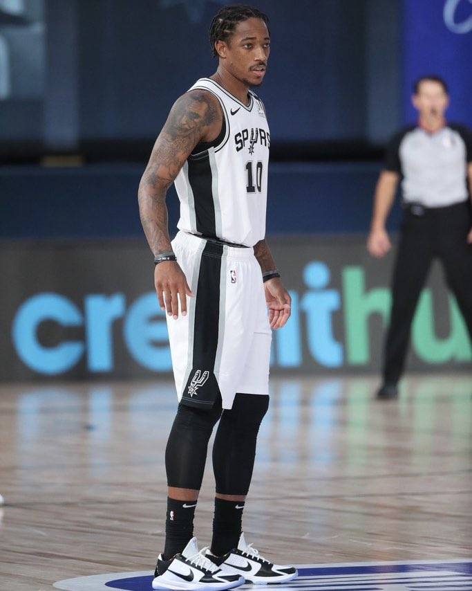 乐鱼app包含风云突变萨克拉门托国王关键时刻回应争议巴特勒连续十二场比赛得分超过势不可挡，连对手都承认：亚特兰大临场应变备战欧超杯的词条